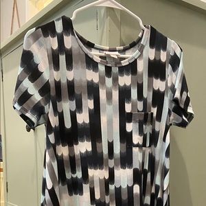 Dress with high-low hem line